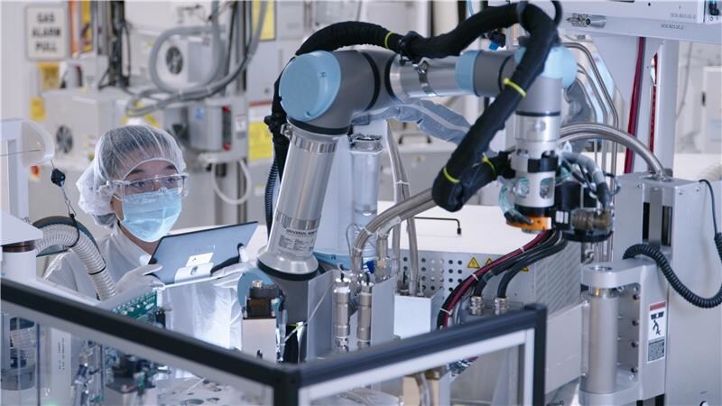 Lam Research Cleanroom Robot